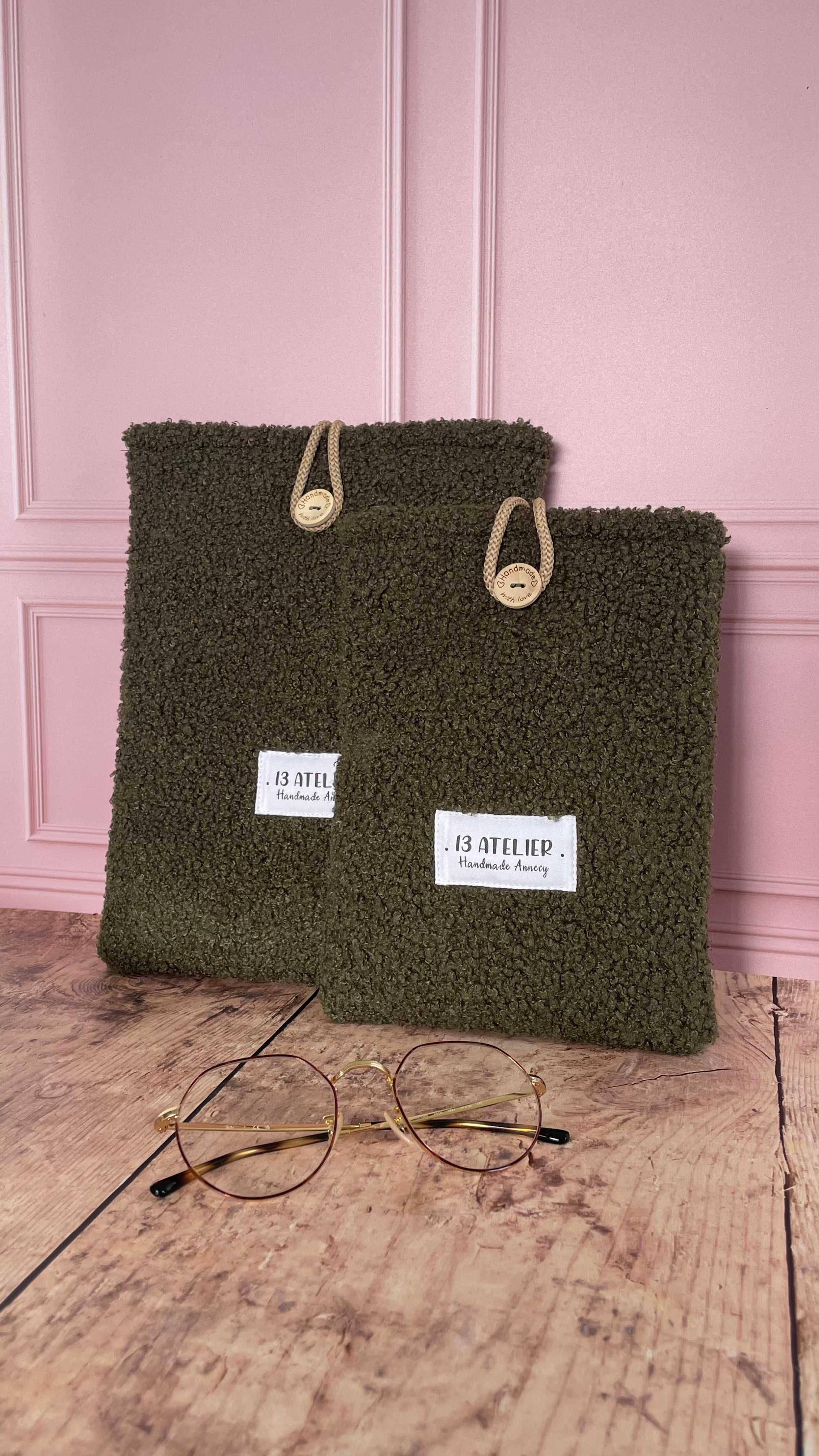 Pochette à livre broché bouclette