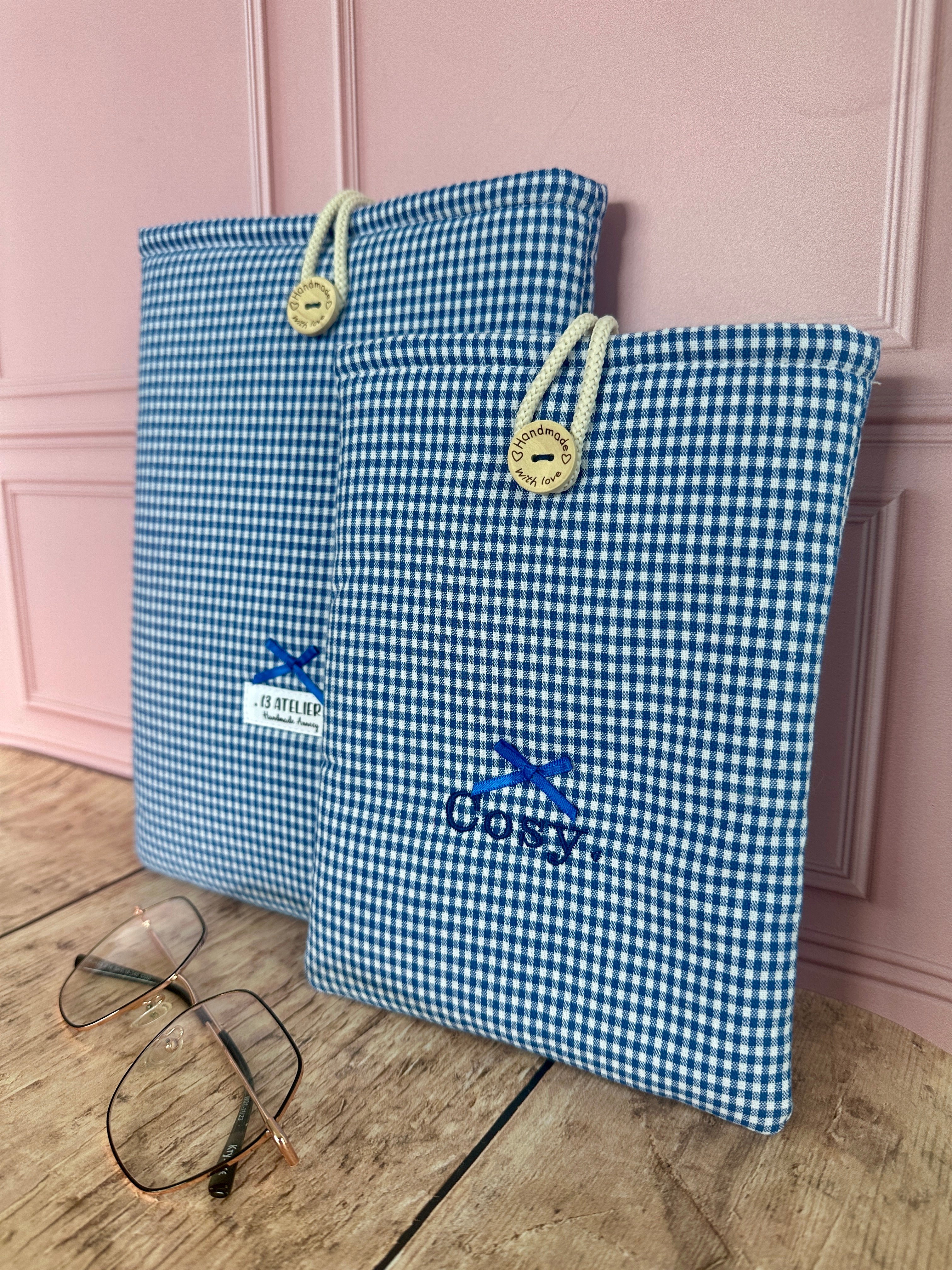 Pochette à livre vichy bleu