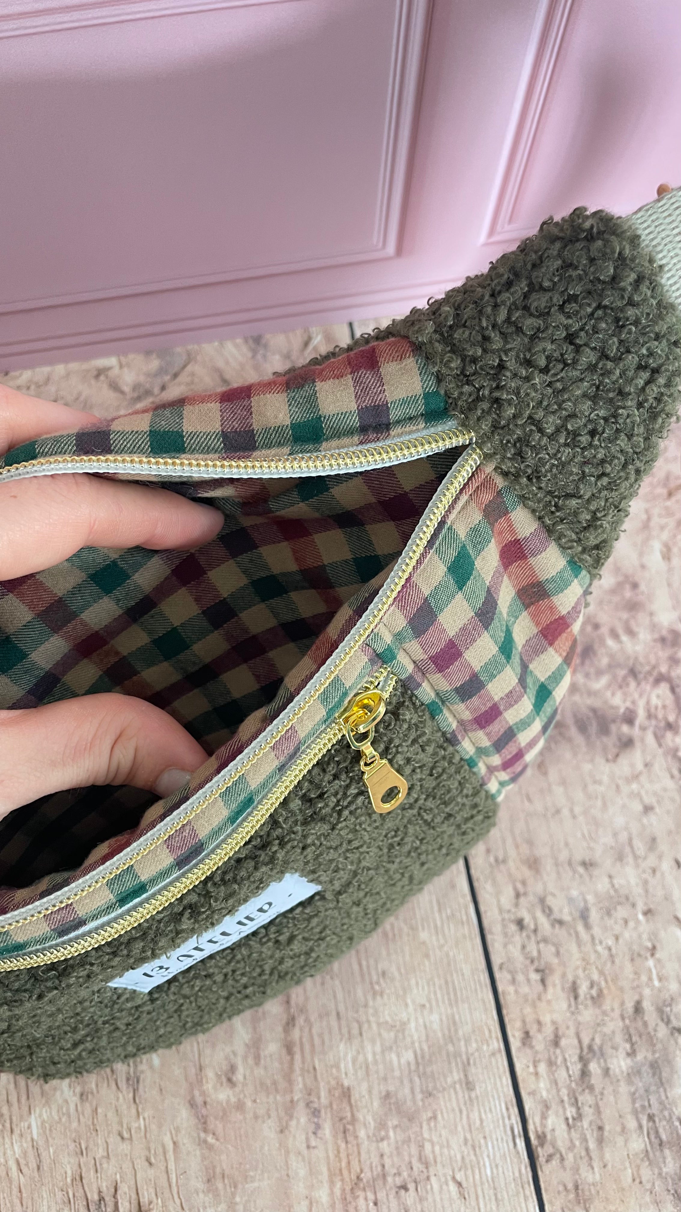 Sac banane bi matière bouclette