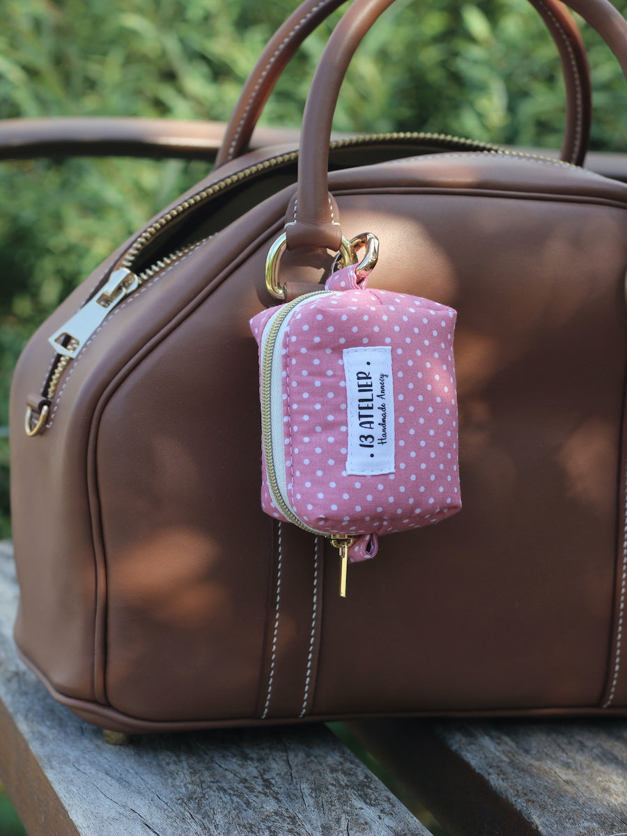 Mini trousse écouteurs petits pois roses
