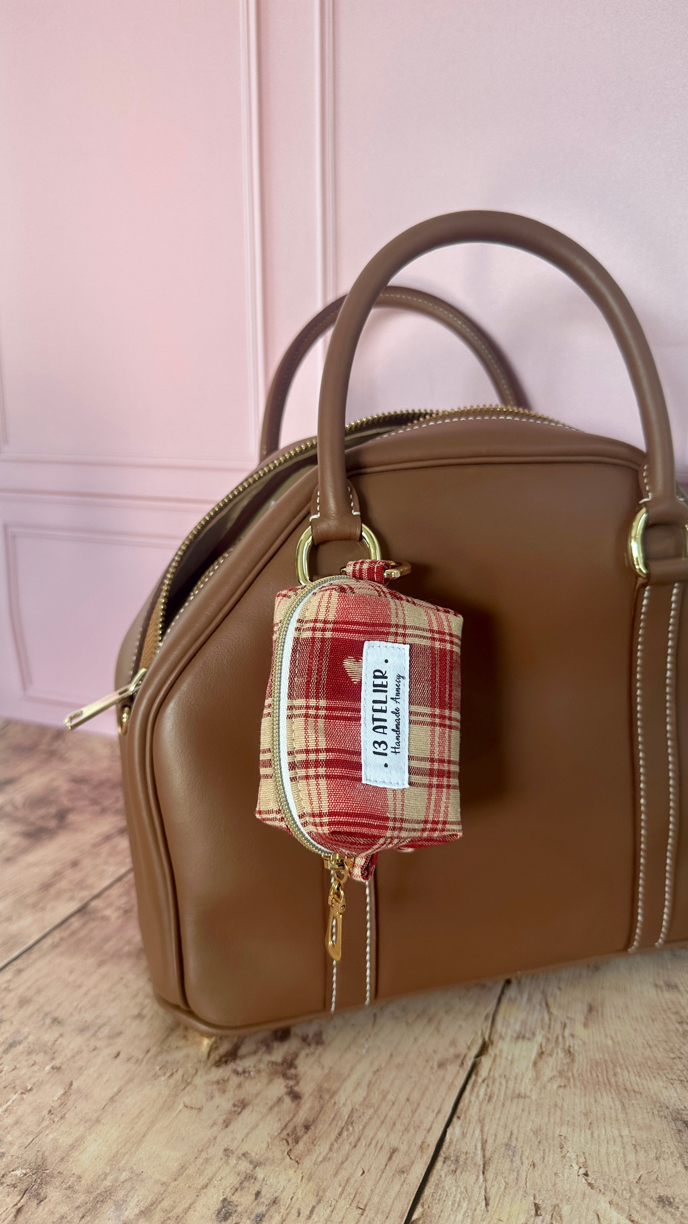 Mini trousse écouteurs carreaux