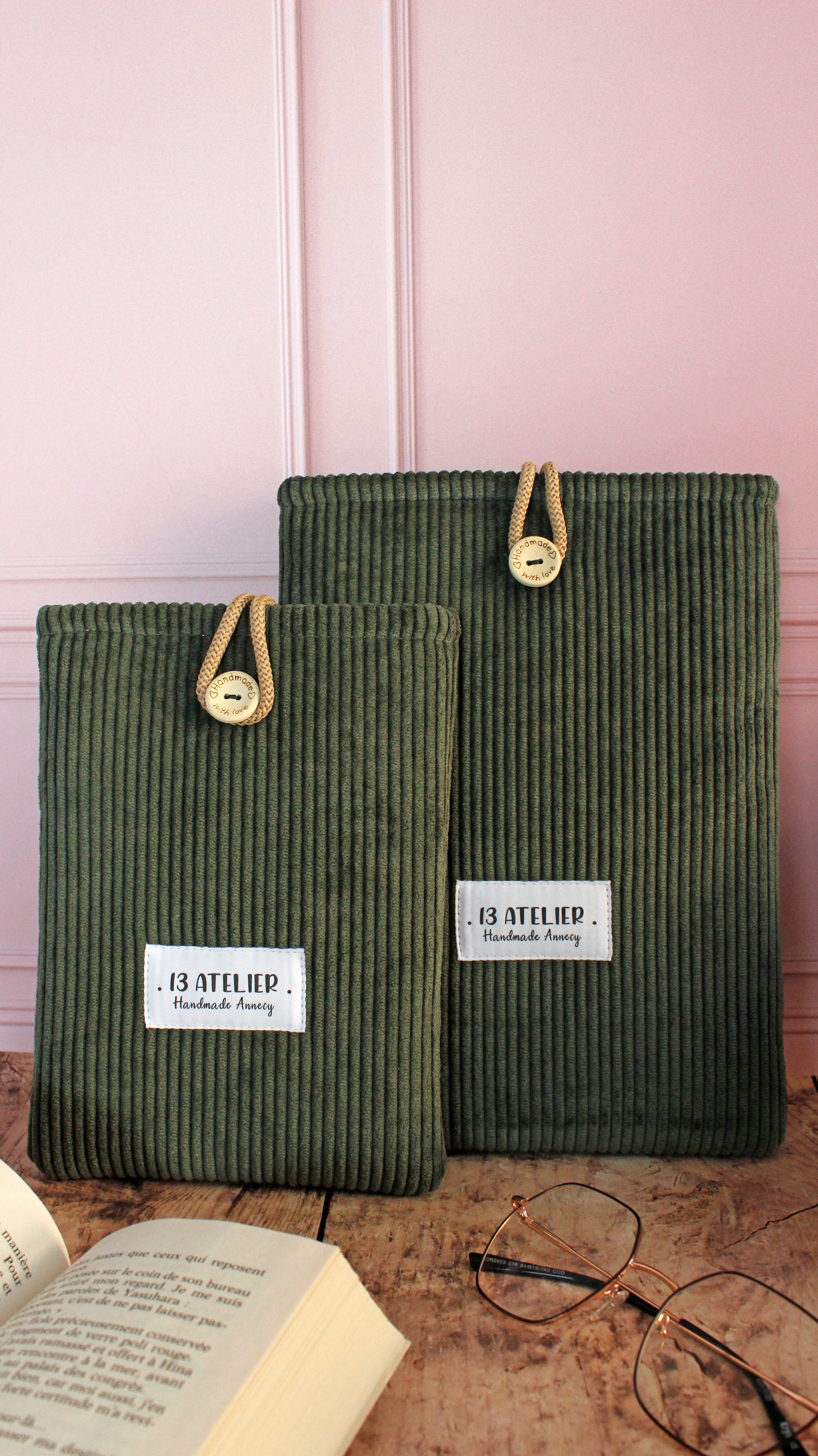 Pochette à livre velours vert