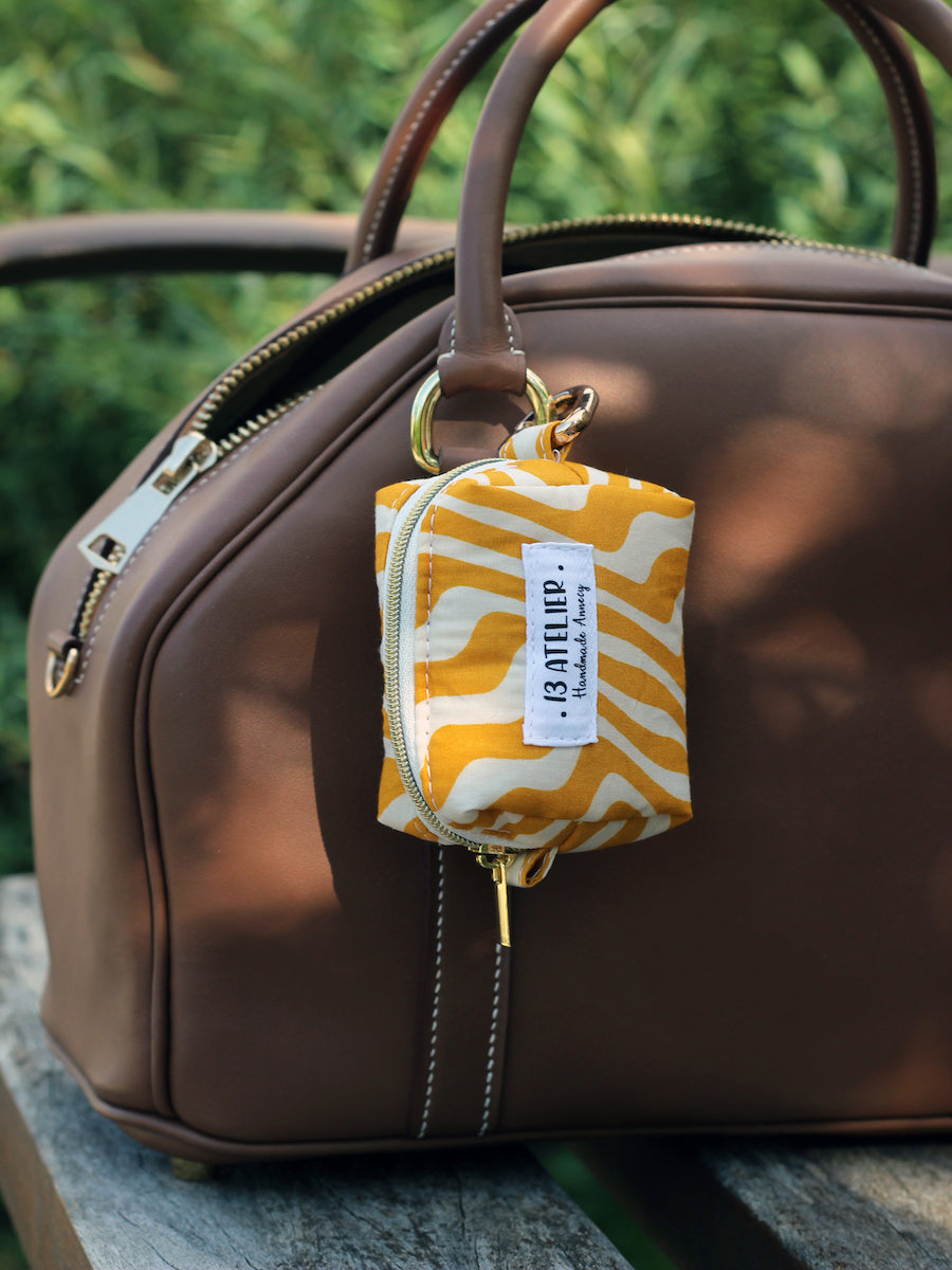 Mini trousse écouteurs zebre jaune